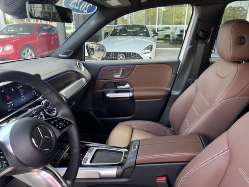 Certified 2025 Mercedes-Benz GLB 250 image 18