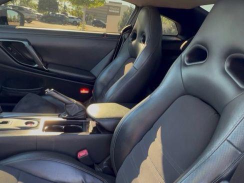 Used 2014 Nissan GT-R Premium AWD/4WD image 16