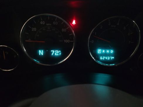 Used 2018 Jeep Wrangler Unlimited Sport S image 23