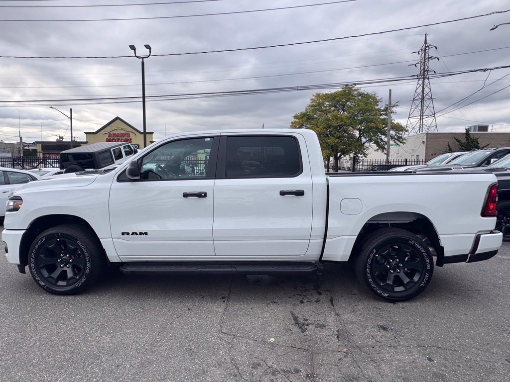 Used 2026 RAM 1500 Express AWD/4WD image 4
