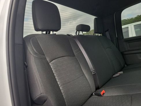 New 2025 RAM 5500 Tradesman AWD/4WD image 38