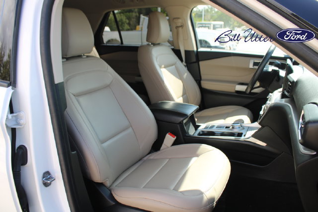 Used 2024 Ford Explorer XLT w/ Equipment Group 202A RWD image 11