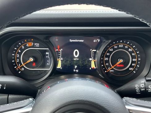 New 2026 Jeep Wrangler Unlimited Sahara AWD/4WD image 24