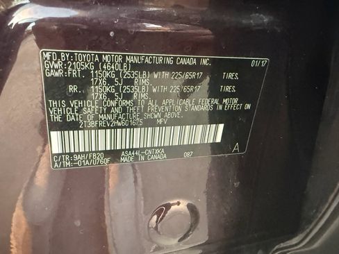 Used 2017 Toyota RAV4 LE image 13