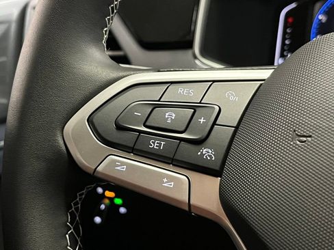 New 2026 Volkswagen Taos SE AWD/4WD image 26