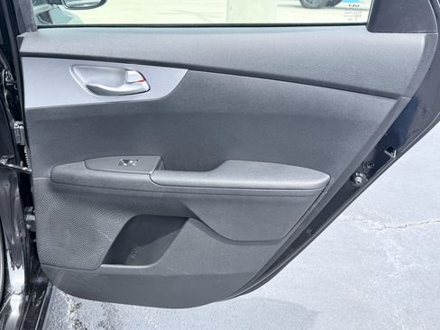 Used 2023 Kia Forte LXS w/ LXS Technology Package FWD image 27