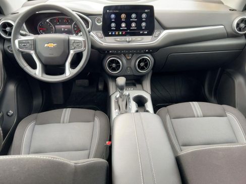 Certified 2023 Chevrolet Blazer LT w/ Convenience Package image 15