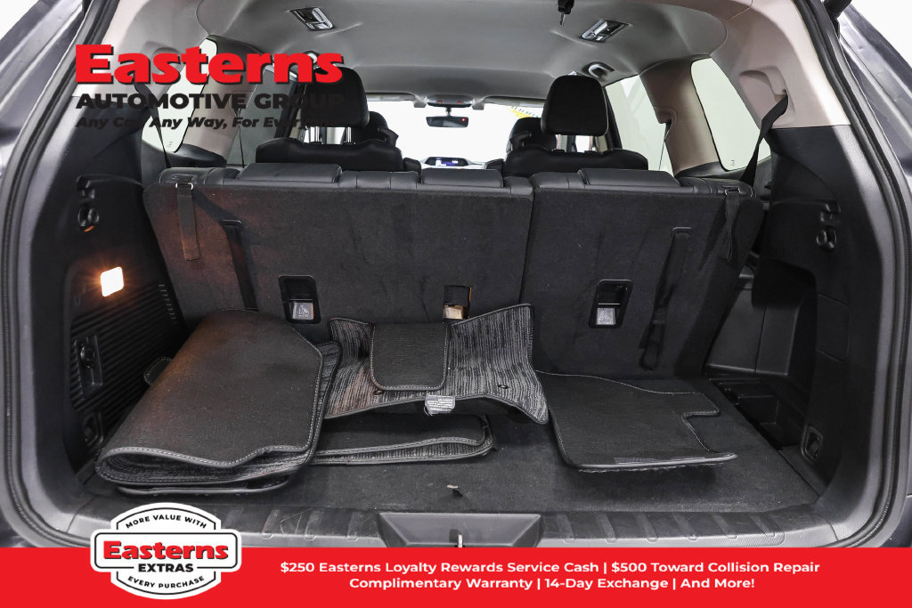 Used 2022 Subaru Ascent Limited AWD/4WD image 10