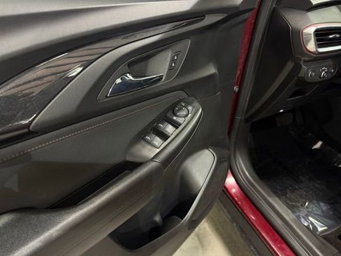 Certified 2023 Chevrolet TrailBlazer RS w/ Convenience Package image 9