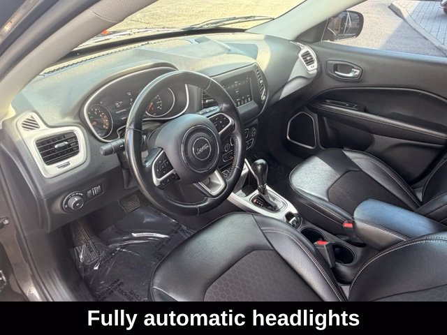Used 2020 Jeep Compass Latitude w/ Popular Equipment Group FWD image 6