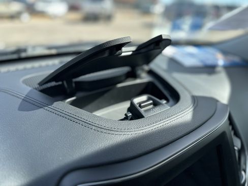 Used 2021 Jeep Cherokee Latitude Plus image 21