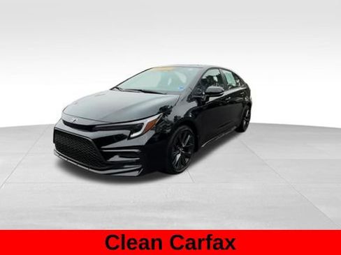 Used 2026 Toyota Corolla SE FWD image 3