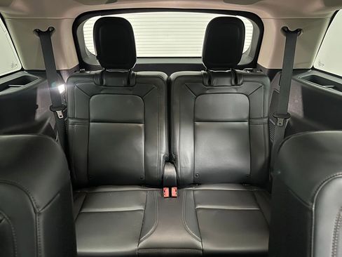 Used 2024 Lincoln Aviator Reserve RWD image 16