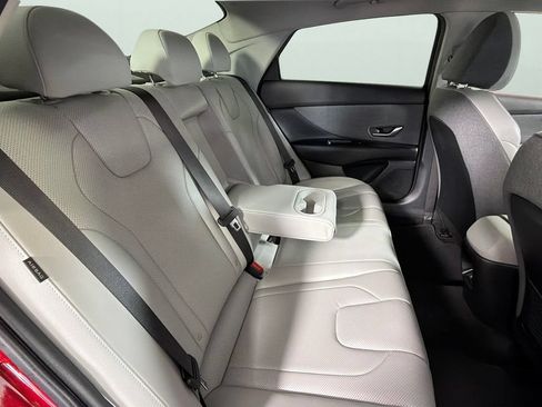 Used 2024 Hyundai Elantra Limited FWD image 31