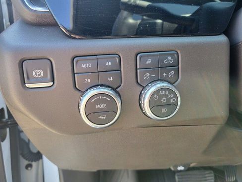 Used 2024 GMC Sierra 1500 SLT w/ SLT Premium Plus Package image 24