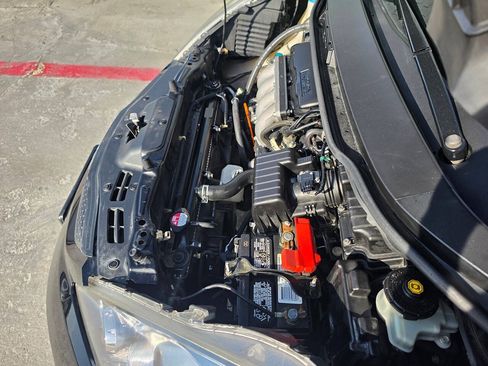 Used 2011 Honda Fit Sport image 45