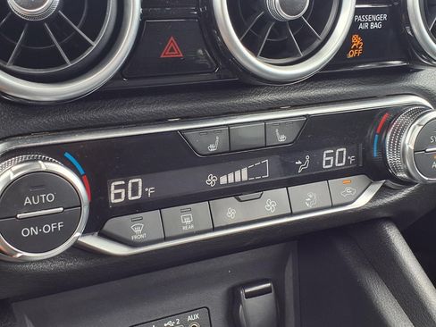 Used 2025 Nissan Sentra SR w/ Midnight Edition FWD image 5