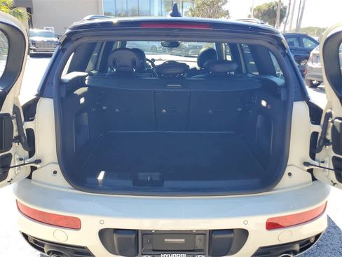 Used 2017 MINI Cooper Clubman S image 9