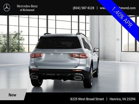 Used 2025 Mercedes-Benz GLB 250 GLB 250 image 24