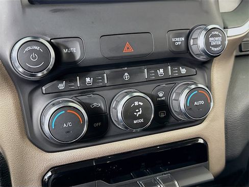 Used 2021 RAM 1500 Laramie image 19