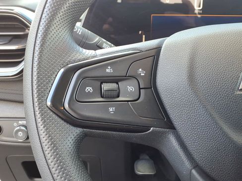 Used 2024 Chevrolet TrailBlazer LS w/ LS Confidence Package FWD image 15