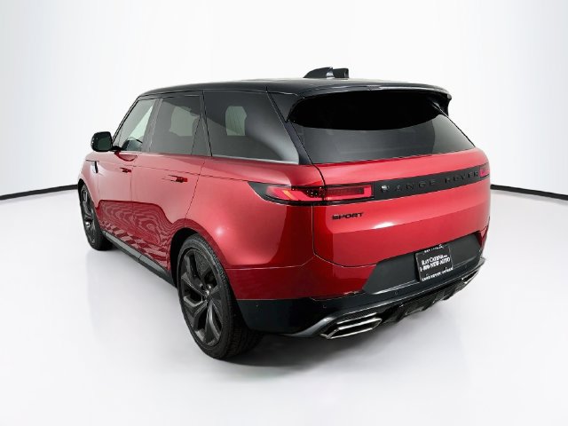 Used 2025 Land Rover Range Rover Sport SE AWD/4WD image 7