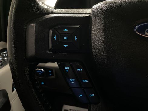 Used 2017 Ford F150 XL w/ Equipment Group 101A Mid AWD/4WD image 16
