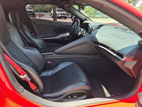 Used 2021 Chevrolet Corvette Stingray Coupe w/ 1LT RWD image 20