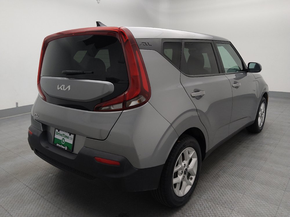 Used 2022 Kia Soul LX w/ Technology Package FWD image 9