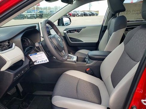 New 2025 Toyota RAV4 XLE image 10