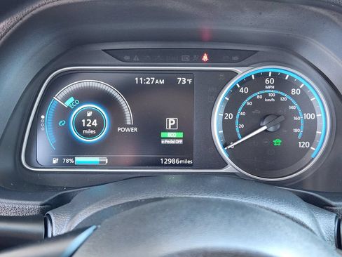 Certified 2025 Nissan Leaf S FWD image 12
