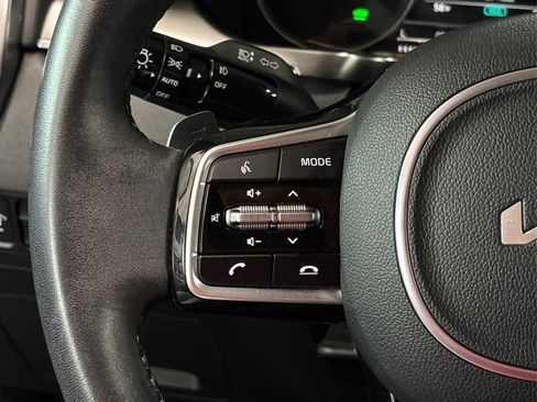 Certified 2023 Kia Sorento EX image 26