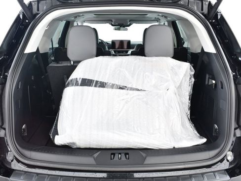 New 2025 Ford Explorer Active w/ Active Comfort Package image 21