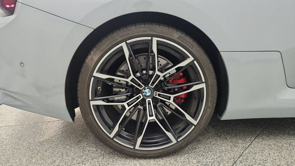 Used 2023 BMW M2 w/ Lighting Package RWD image 38