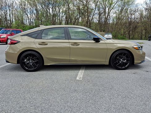 Used 2025 Honda Civic Sport image 7