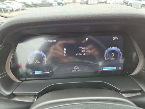 Used 2023 Jeep Grand Cherokee L Limited image 29