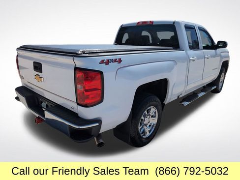 Used 2018 Chevrolet Silverado 1500 LT w/ All Star Edition AWD/4WD image 5