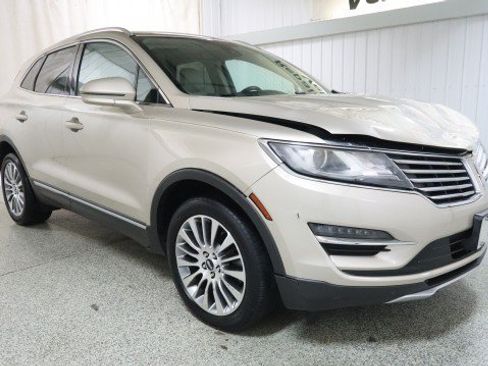 Used 2017 Lincoln MKC Reserve w/ Lincoln MKC Climate Package AWD/4WD image 5