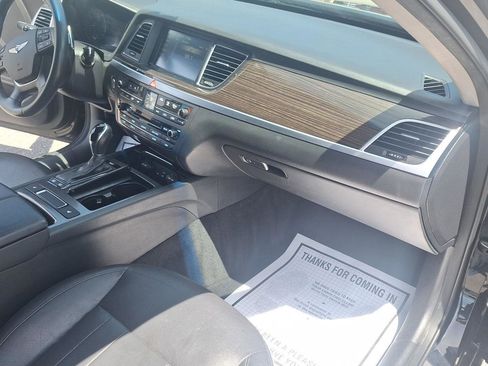 Used 2017 Genesis G80 3.8 RWD image 17