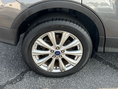 Used 2017 Ford Escape Titanium FWD image 19