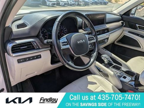 Used 2022 Kia Telluride EX w/ EX Premium Package AWD/4WD image 15