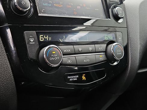 Certified 2021 Nissan Rogue Sport SV image 13