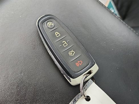 Used 2013 Lincoln MKX AWD image 30