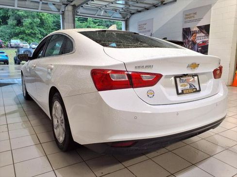 Used 2024 Chevrolet Malibu LT FWD image 5
