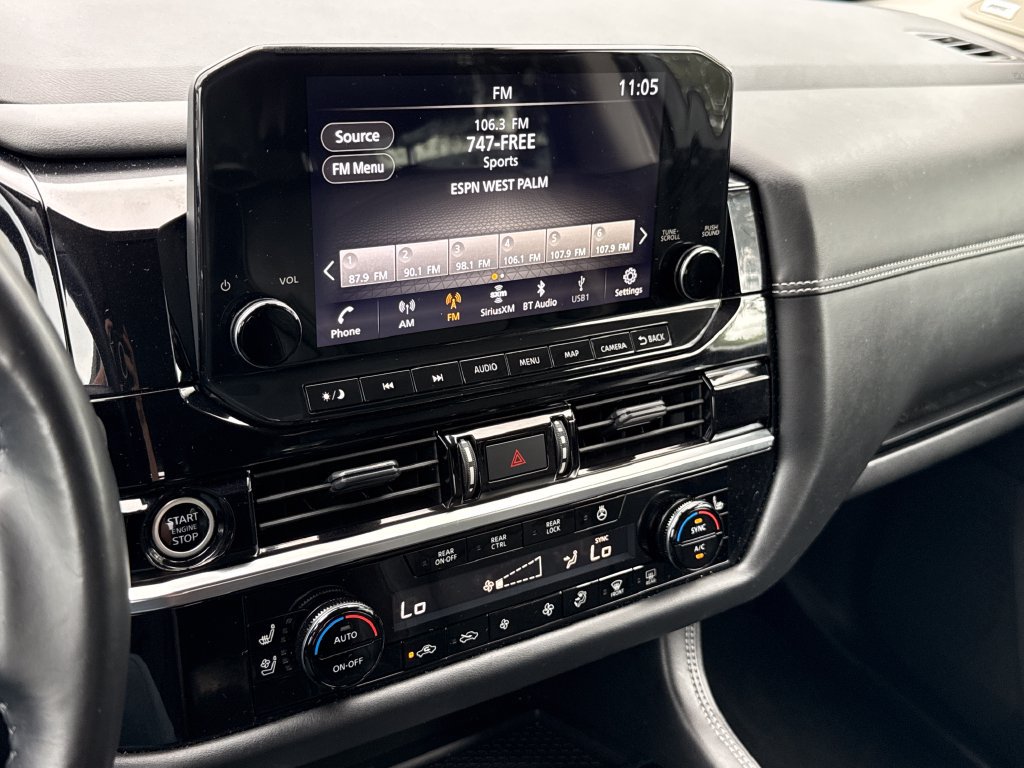 Used 2023 Nissan Pathfinder Platinum FWD image 21