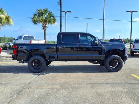 New 2026 Ford F250 XLT w/ XLT Premium Package AWD/4WD image 8