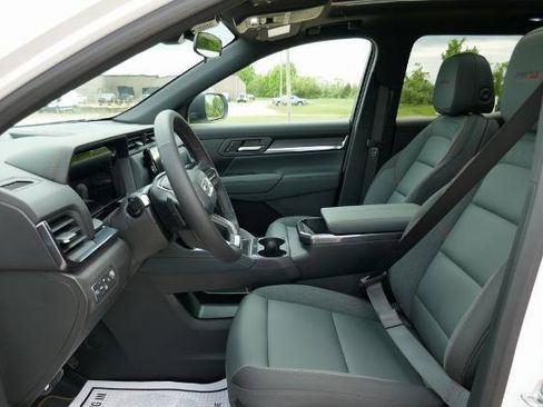 New 2026 GMC Terrain AT4 image 12