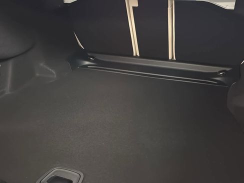 New 2026 Mercedes-Benz E 350 4MATIC Sedan image 33