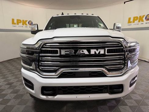 New 2026 RAM 3500 Laramie AWD/4WD image 16