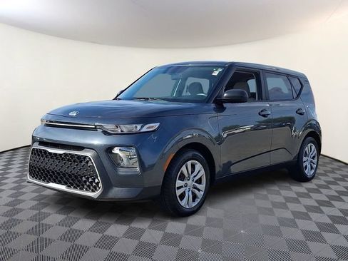 Used 2021 Kia Soul LX FWD image 3